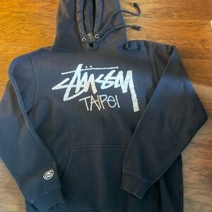 Stussy Men's Navy Hoodie Sweater